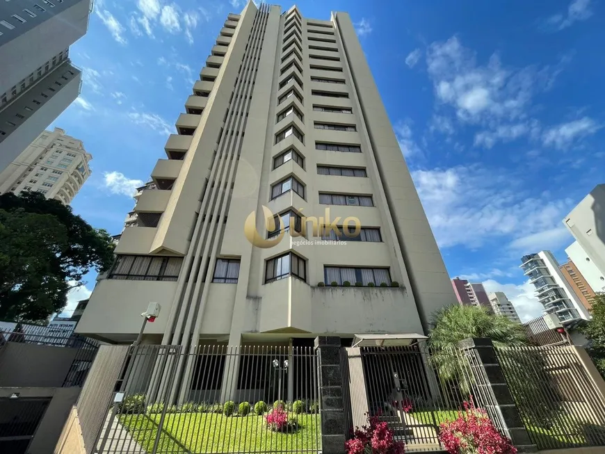 Foto 1 de Apartamento com 4 Quartos à venda, 233m² em Cabral, Curitiba