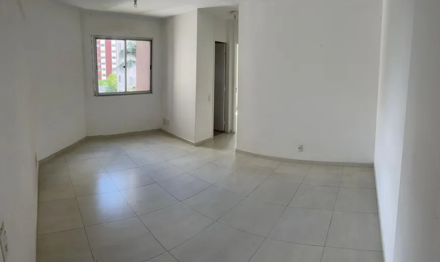 Foto 1 de Apartamento com 2 Quartos à venda, 52m² em Vila das Mercês, São Paulo