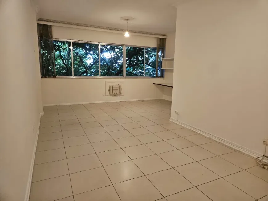 Foto 1 de Apartamento com 2 Quartos à venda, 85m² em Leblon, Rio de Janeiro