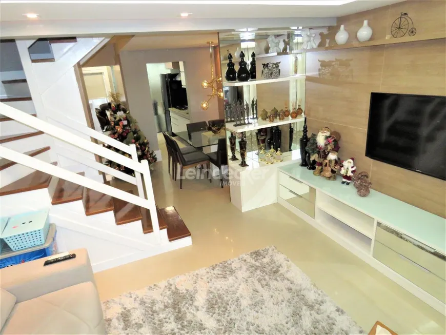 Foto 1 de Casa de Condomínio com 2 Quartos à venda, 78m² em Humaitá, Porto Alegre