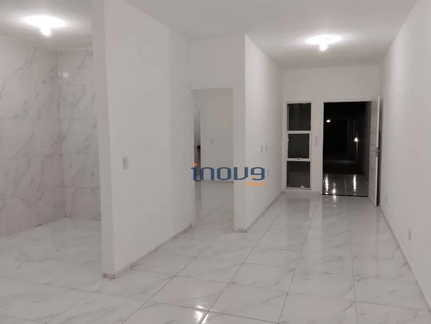 Foto 1 de Casa com 2 Quartos à venda, 80m² em Jardim Bandeirante, Maracanaú