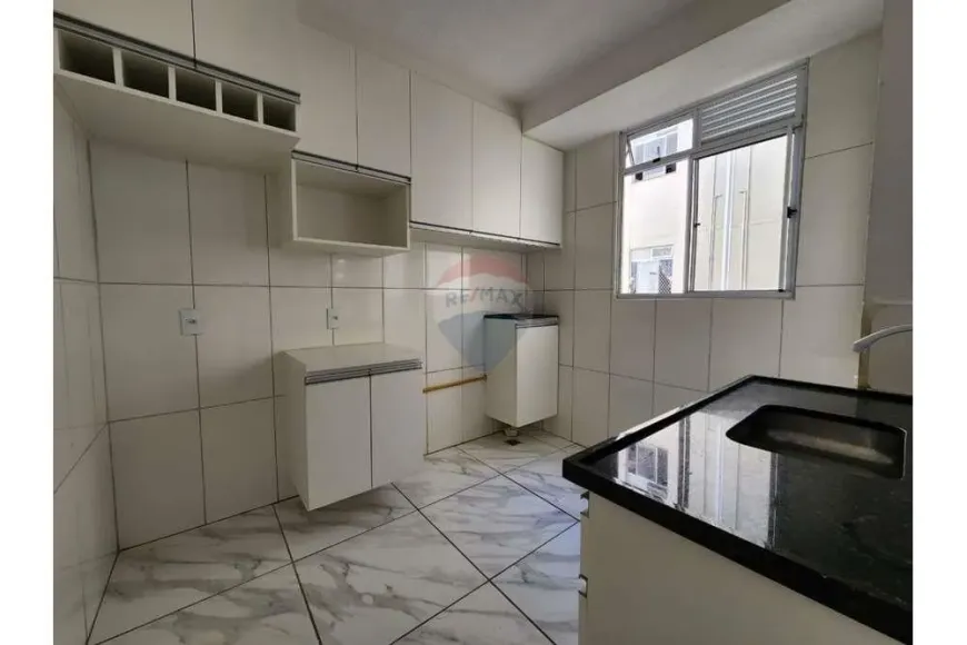 Foto 1 de Apartamento com 2 Quartos à venda, 39m² em Jardim Palos Verdes, Botucatu