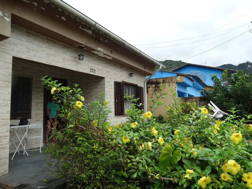 Foto 1 de Casa com 3 Quartos à venda, 128m² em Rio Do Ouro, Caraguatatuba