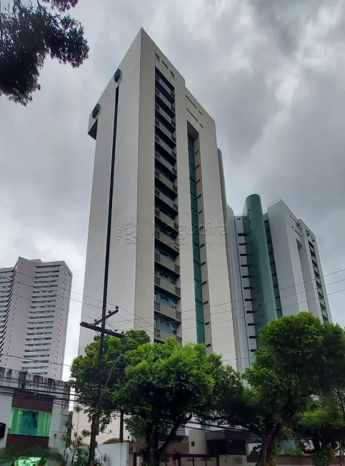 Foto 1 de Cobertura com 6 Quartos à venda, 341m² em Espinheiro, Recife