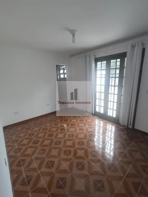 Foto 1 de Casa com 3 Quartos para alugar, 125m² em Cidade Dutra, São Paulo