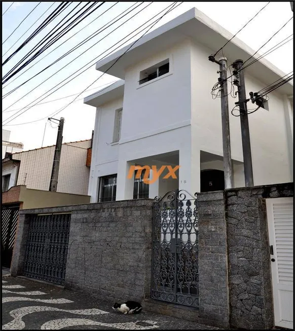 Foto 1 de Sobrado com 3 Quartos à venda, 207m² em Gonzaga, Santos