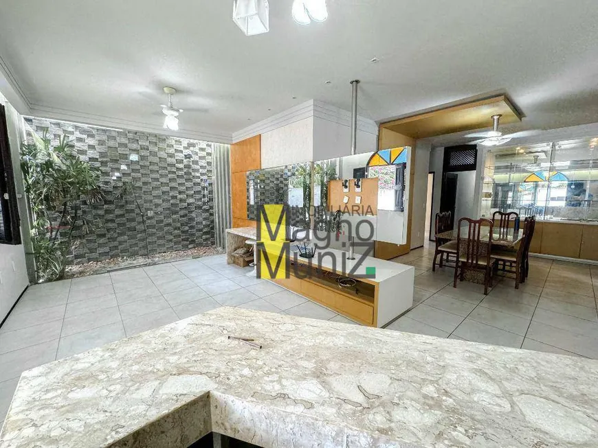 Foto 1 de Casa com 3 Quartos à venda, 240m² em Papicu, Fortaleza