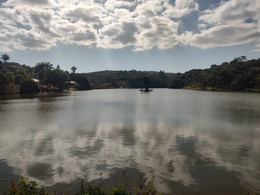 Foto 1 de Lote/Terreno à venda, 1000m² em Centro, Taquaraçu de Minas