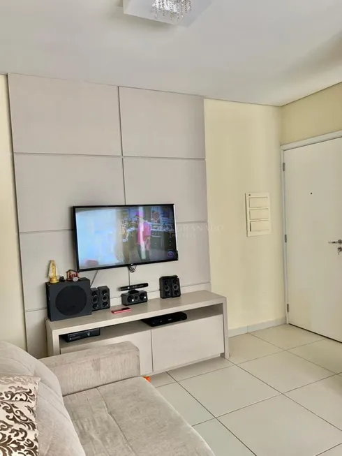 Foto 1 de Apartamento com 2 Quartos à venda, 58m² em Zona 03, Maringá