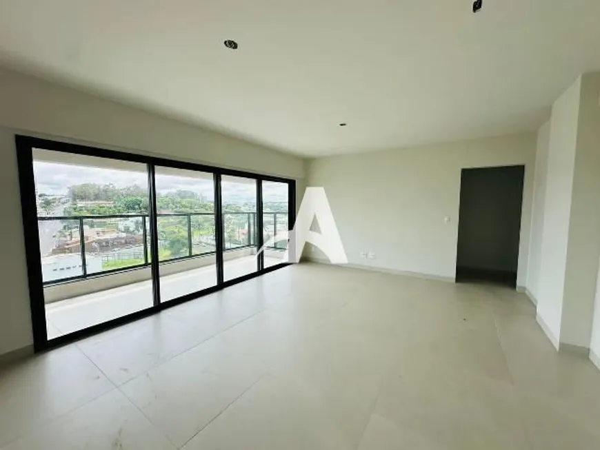Foto 1 de Apartamento com 3 Quartos para alugar, 127m² em Morada da Colina, Uberlândia