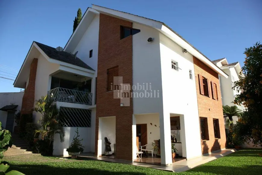 Foto 1 de Casa de Condomínio com 5 Quartos à venda, 600m² em Granja Viana, Cotia