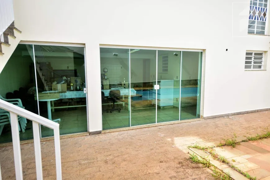 Foto 1 de Casa com 4 Quartos para alugar, 450m² em Jardim Nossa Senhora Auxiliadora, Campinas