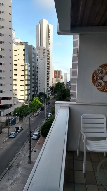 Foto 1 de Apartamento com 4 Quartos à venda, 180m² em Boa Viagem, Recife