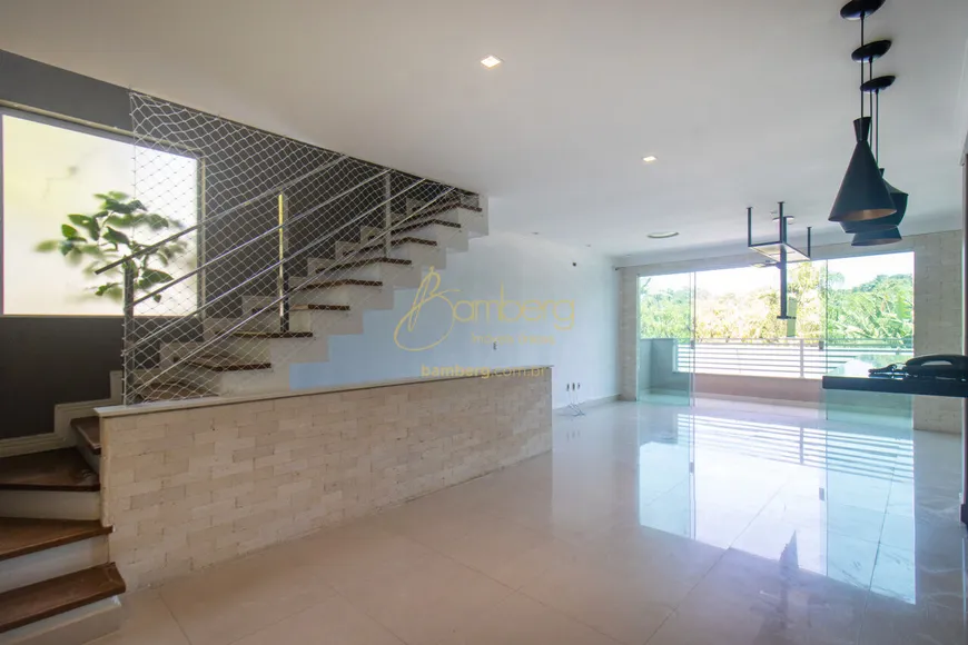 Foto 1 de Casa de Condomínio com 3 Quartos à venda, 300m² em Brooklin, São Paulo