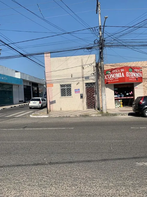 Foto 1 de Imóvel Comercial com 2 Quartos para alugar, 240m² em Centro, Feira de Santana