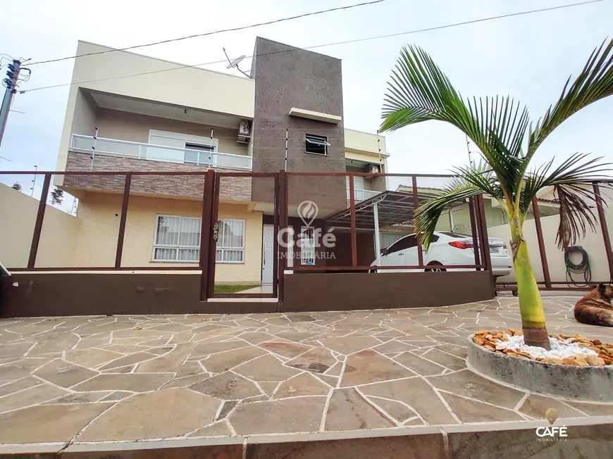 Foto 1 de Casa com 3 Quartos à venda, 224m² em Pinheiro Machado, Santa Maria