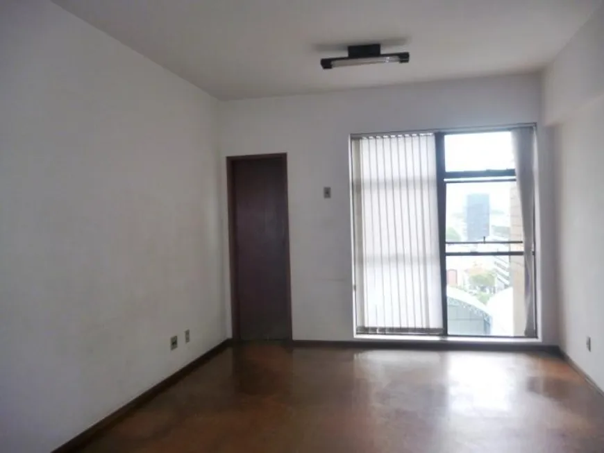 Foto 1 de Sala Comercial para alugar, 30m² em Barro Preto, Belo Horizonte