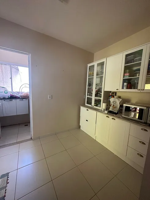 Foto 1 de Casa de Condomínio com 3 Quartos à venda, 180m² em Jardim Imperial, Cuiabá