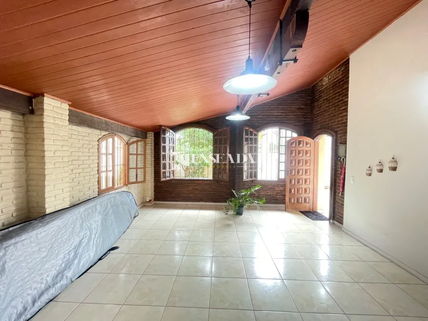 Foto 1 de Casa com 3 Quartos à venda, 280m² em Jardim Camburi, Vitória