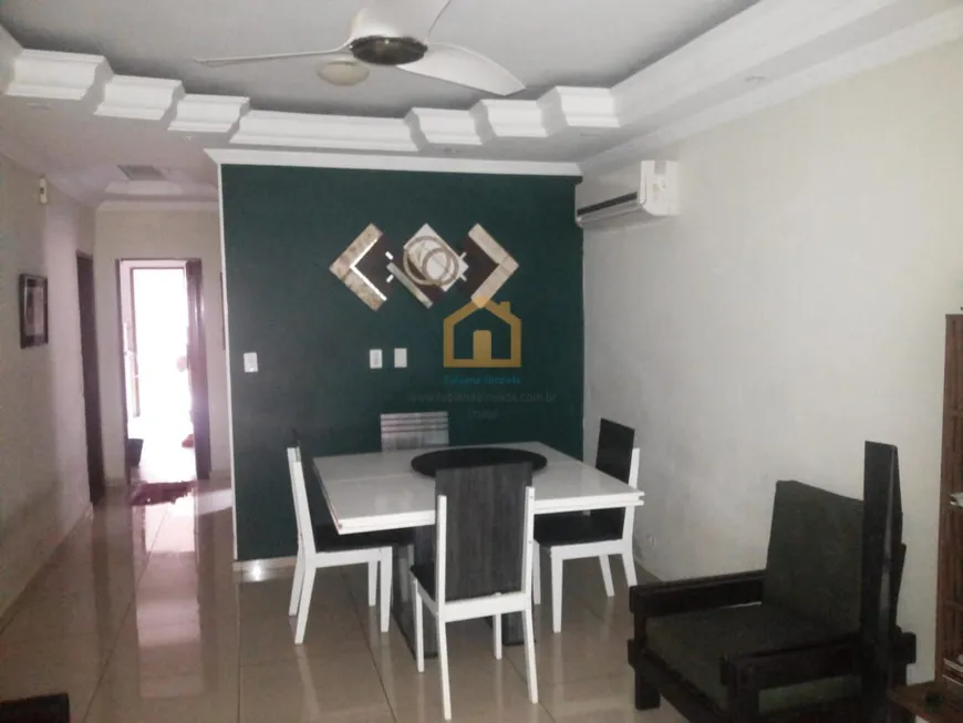 Foto 1 de Casa com 3 Quartos à venda, 250m² em Bom Retiro, Santos