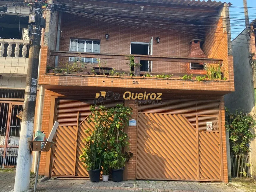 Foto 1 de Casa com 2 Quartos à venda, 125m² em Jardim Noronha, São Paulo