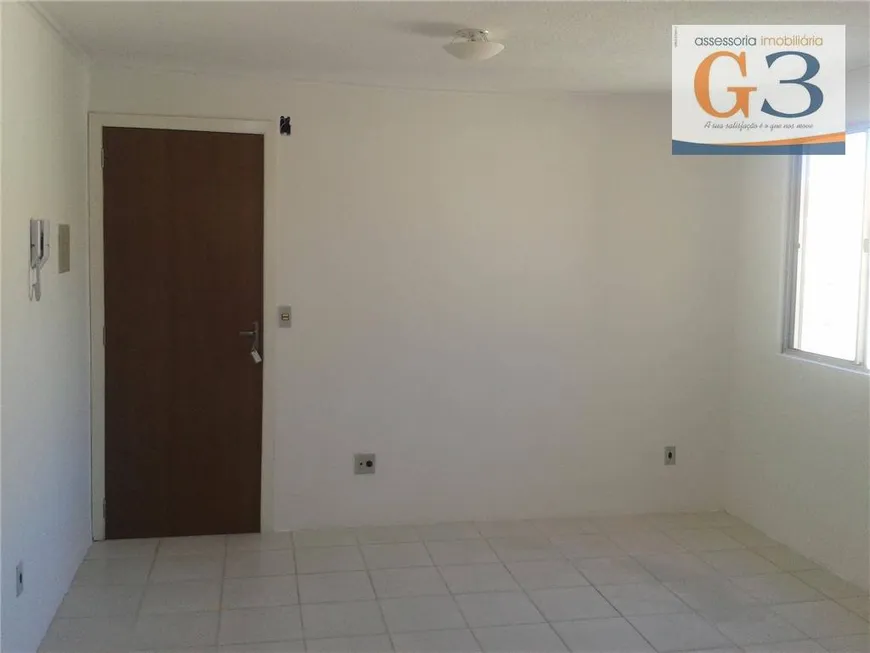 Foto 1 de Apartamento com 2 Quartos para alugar, 45m² em Areal, Pelotas