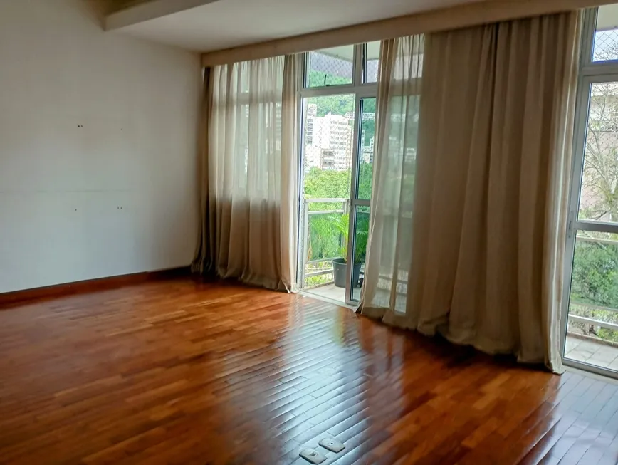 Foto 1 de Apartamento com 2 Quartos à venda, 97m² em Lagoa, Rio de Janeiro