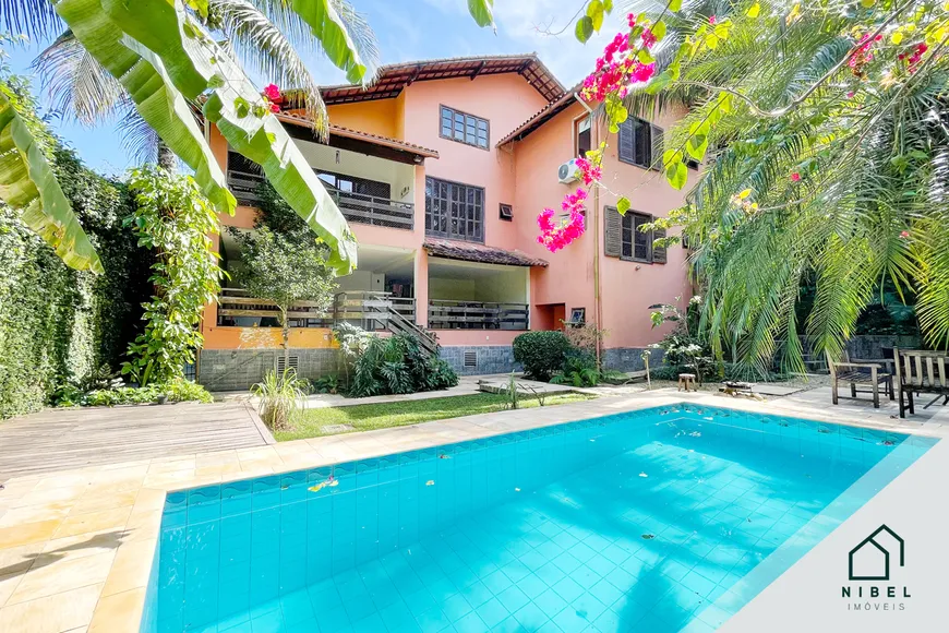 Foto 1 de Casa de Condomínio com 4 Quartos à venda, 430m² em Itanhangá, Rio de Janeiro