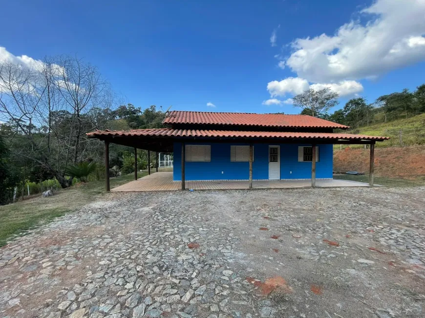 Foto 1 de Fazenda/Sítio à venda, 23000m² em Zona Rural, Florestal