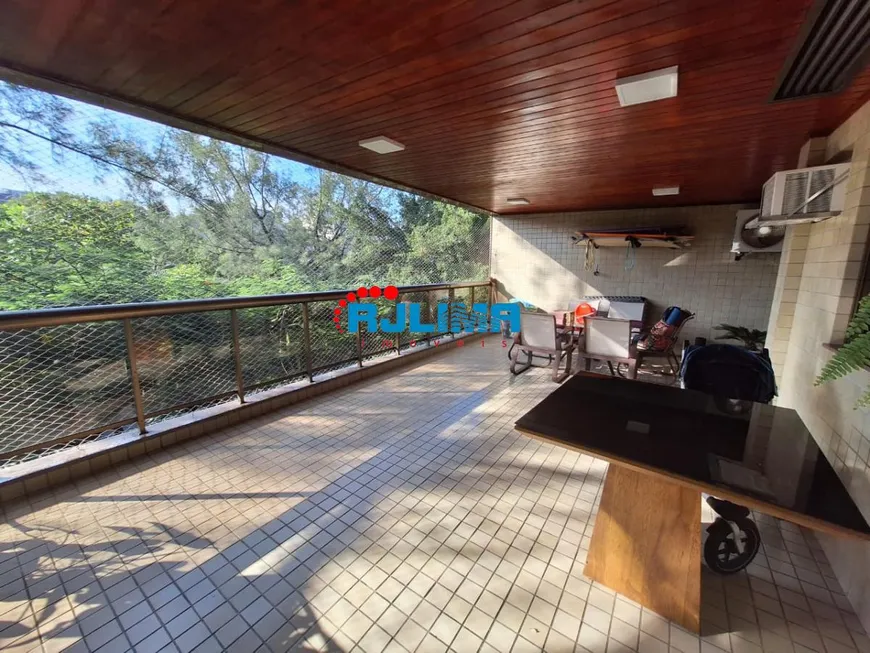 Foto 1 de Apartamento com 3 Quartos à venda, 131m² em Recreio Dos Bandeirantes, Rio de Janeiro