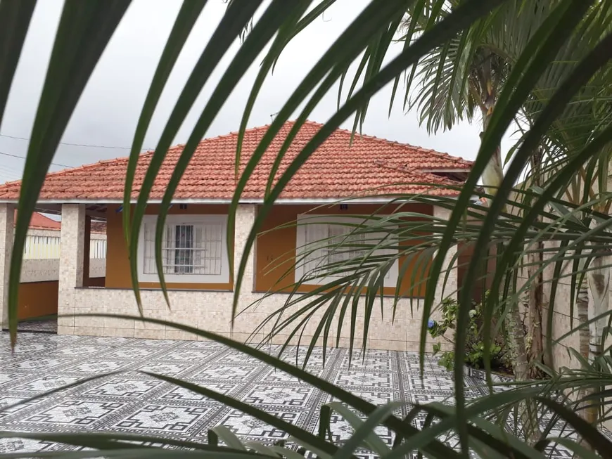 Foto 1 de Casa com 2 Quartos à venda, 100m² em Agenor de Campos, Mongaguá