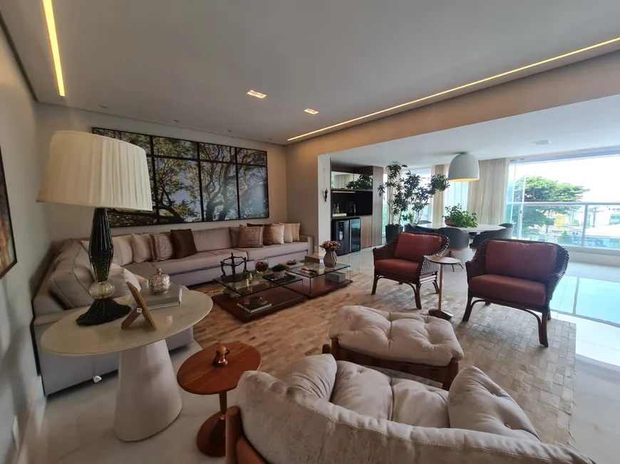 Foto 1 de Apartamento com 4 Quartos à venda, 264m² em Graça, Salvador