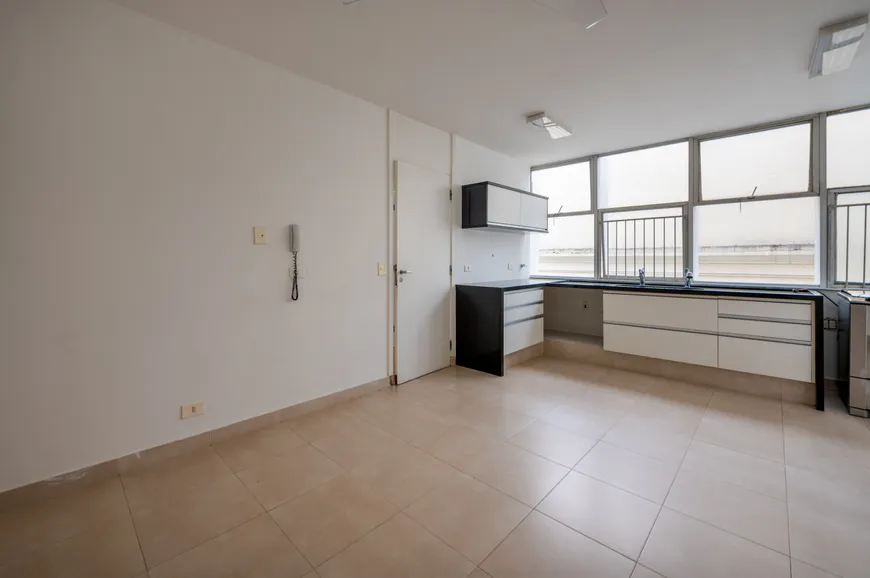 Foto 1 de Apartamento com 3 Quartos à venda, 263m² em Santa Cecília, São Paulo