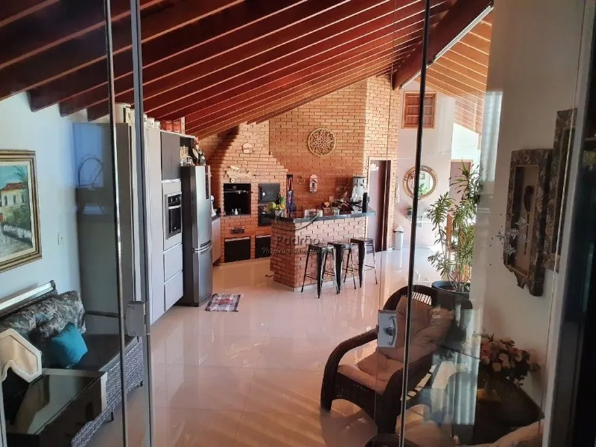 Foto 1 de Casa de Condomínio com 3 Quartos à venda, 1084m² em Caguacu, Sorocaba