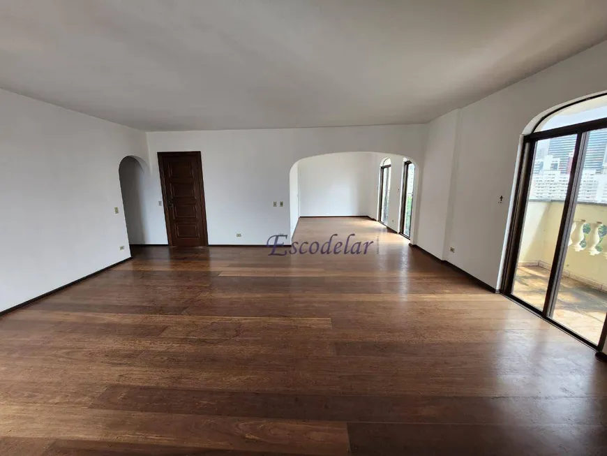 Foto 1 de Apartamento com 3 Quartos para alugar, 200m² em Bela Vista, São Paulo