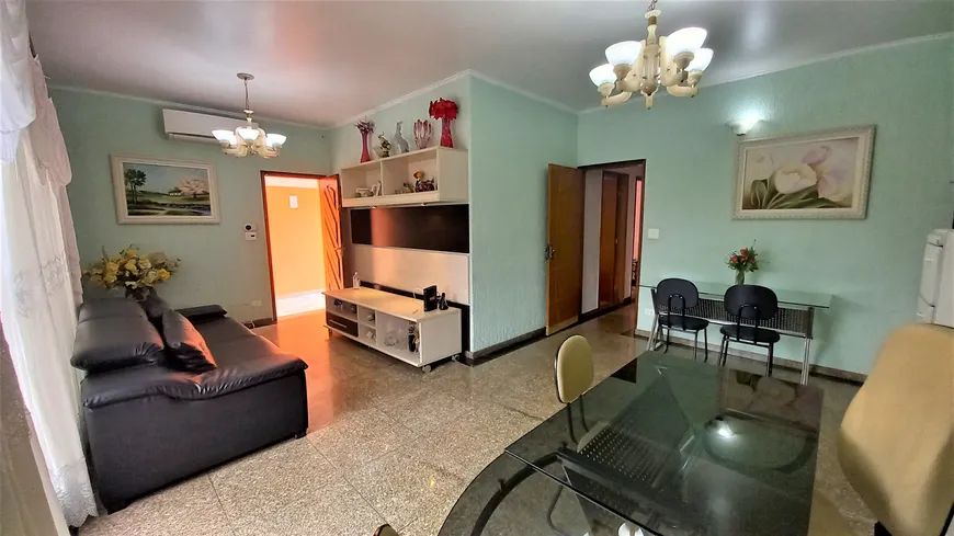 Foto 1 de Casa com 3 Quartos para venda ou aluguel, 155m² em Paulicéia, São Bernardo do Campo