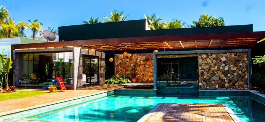 Foto 1 de Casa com 5 Quartos à venda, 366m² em Jardim Acapulco , Guarujá