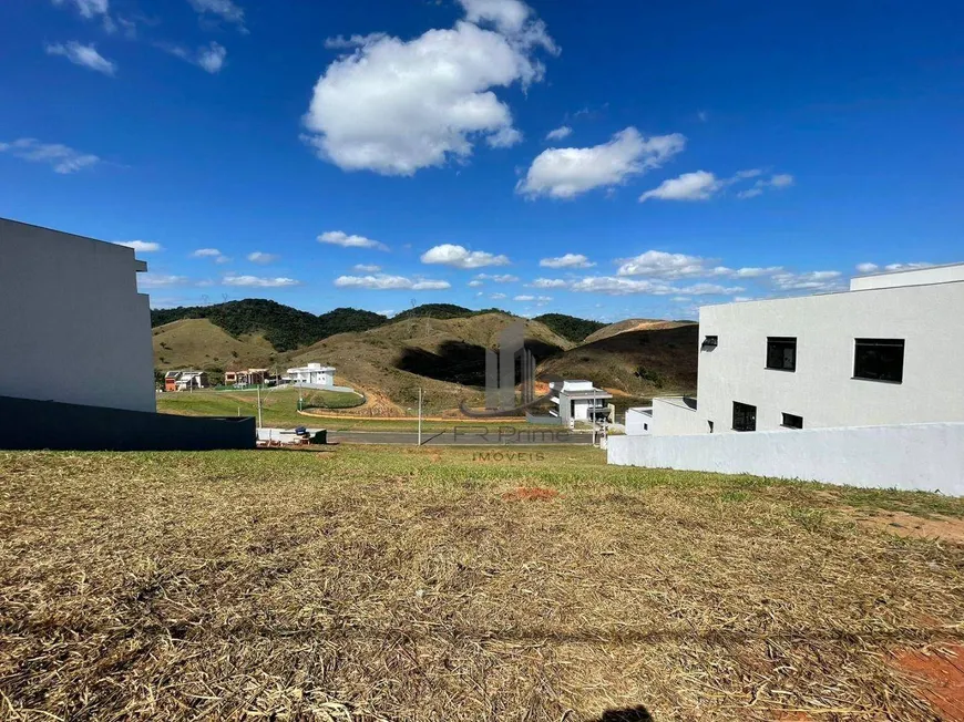 Foto 1 de Lote/Terreno à venda, 423m² em Casa de Pedra, Volta Redonda