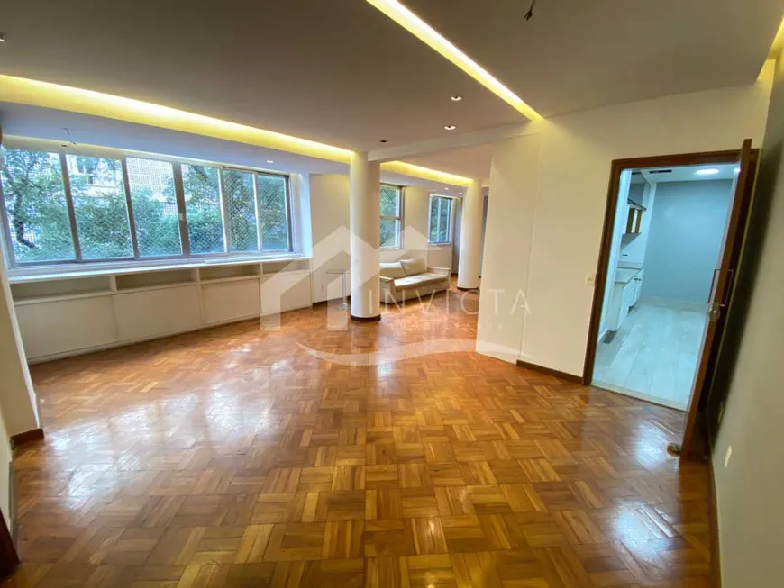 Foto 1 de Apartamento com 3 Quartos à venda, 155m² em Copacabana, Rio de Janeiro