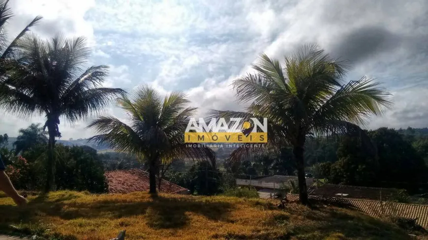 Foto 1 de Fazenda/Sítio com 2 Quartos à venda, 260m² em Barreiro Rural, Taubaté