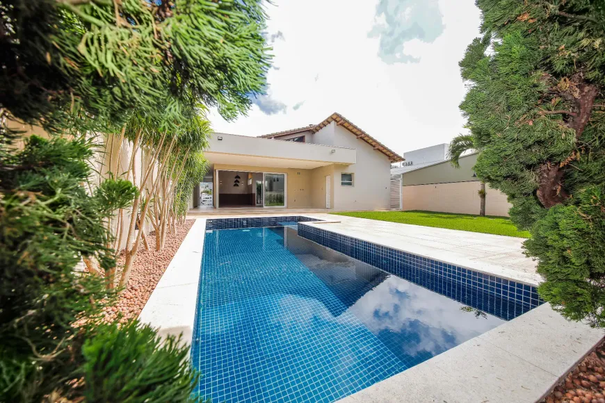 Foto 1 de Casa de Condomínio com 4 Quartos à venda, 330m² em Estrela Sul, Juiz de Fora