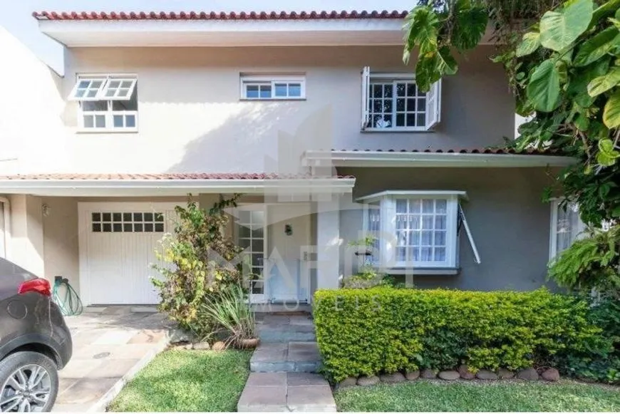 Foto 1 de Casa de Condomínio com 4 Quartos à venda, 300m² em Ipanema, Porto Alegre