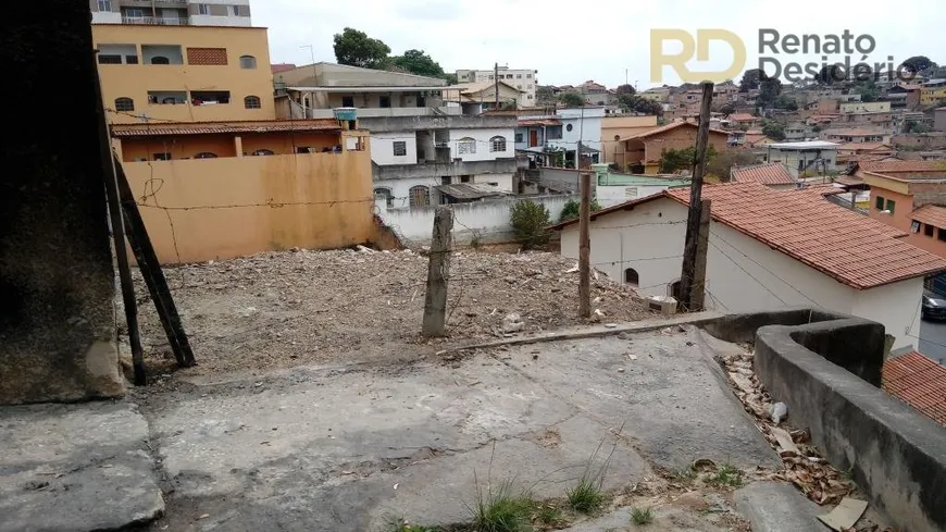 Foto 1 de Lote/Terreno à venda, 525m² em Goiânia, Belo Horizonte