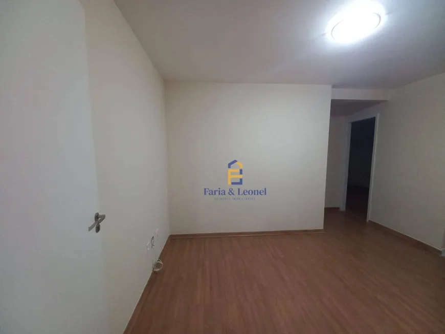 Foto 1 de Apartamento com 2 Quartos para alugar, 52m² em Previdenciários, Juiz de Fora