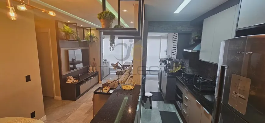 Foto 1 de Apartamento com 2 Quartos à venda, 59m² em Cambuci, São Paulo