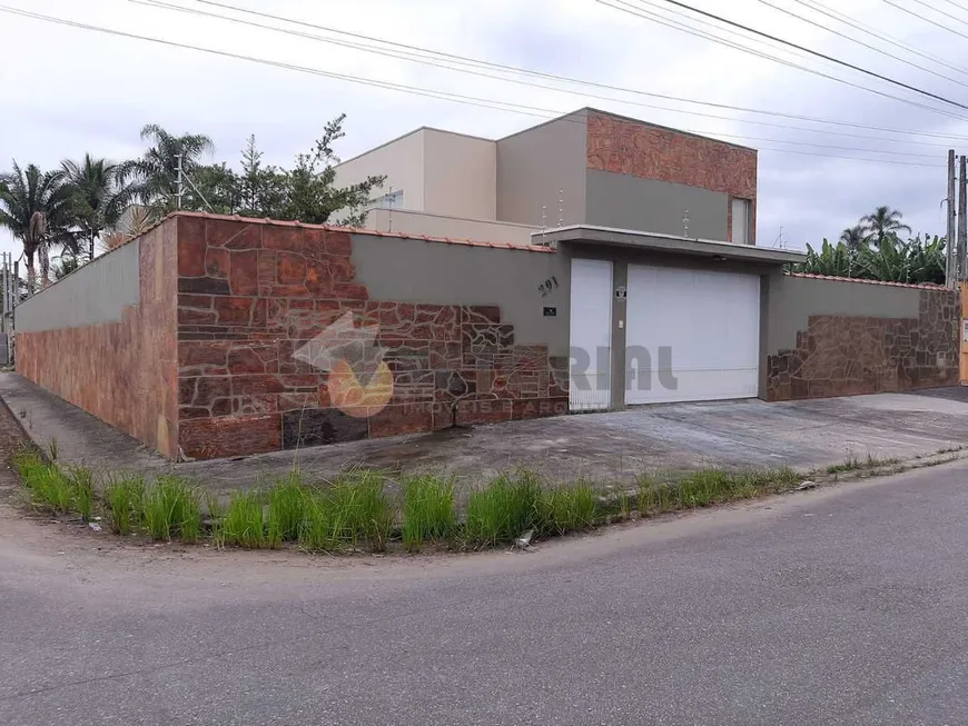 Foto 1 de Sobrado com 6 Quartos à venda, 350m² em Praia Das Palmeiras, Caraguatatuba