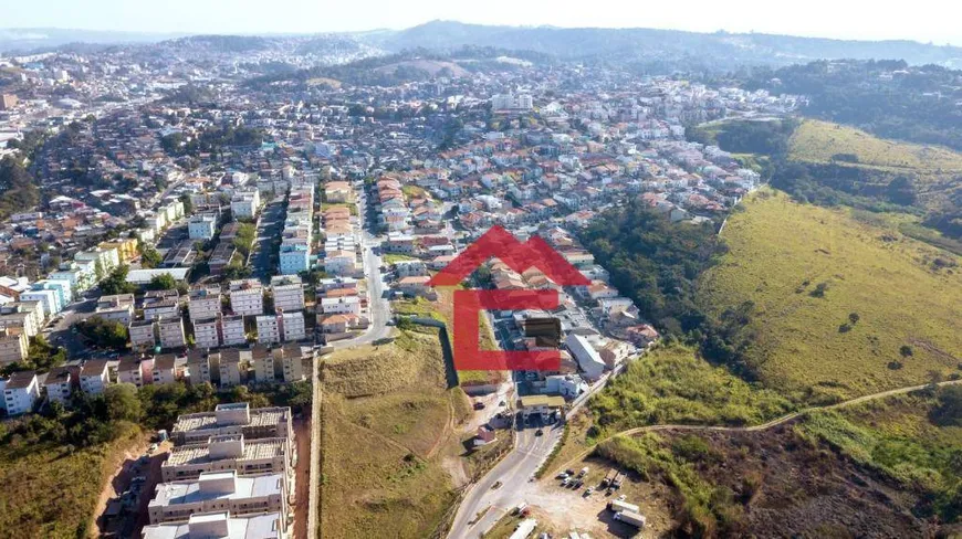 Foto 1 de Lote/Terreno à venda, 300m² em Jardim Rio das Pedras, Cotia