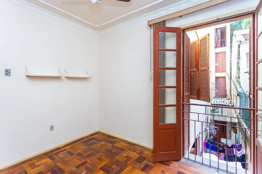 Foto 1 de Apartamento com 2 Quartos à venda, 72m² em Centro Histórico, Porto Alegre