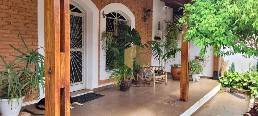 Foto 1 de Casa com 4 Quartos à venda, 165m² em Jardim Flamboyant, Campinas