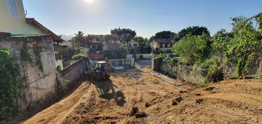 Foto 1 de Lote/Terreno à venda, 600m² em Jacarepaguá, Rio de Janeiro